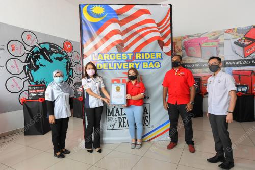 MBR BIGGEST RIDER DELIVERY BAG REPLICA
