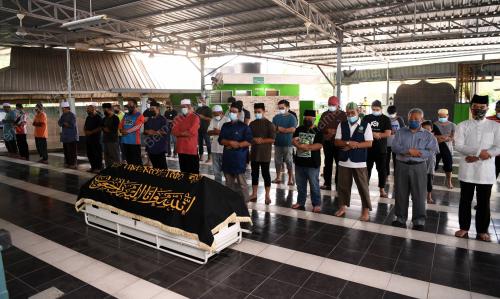 ALLAHYARHAM DATUK JAMALI SHADAT