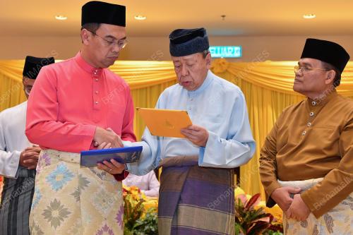 SULTAN SELANGOR SULTAN SHARAFUDDIN IDRIS SHAH