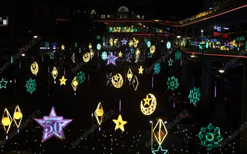 HIASAN LAMPU LED AIDILFITRI DI SUNWAY CITY