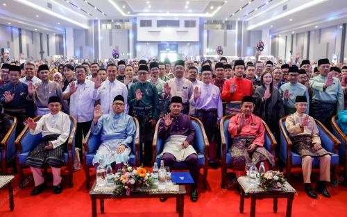 DATUK SERI AMIRUDIN SHARI