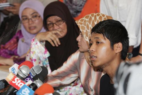 REMAJA DI TEMBAK POLIS