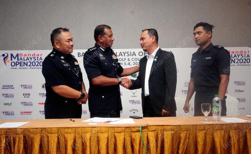 BAHARUDIN MAT TAIB