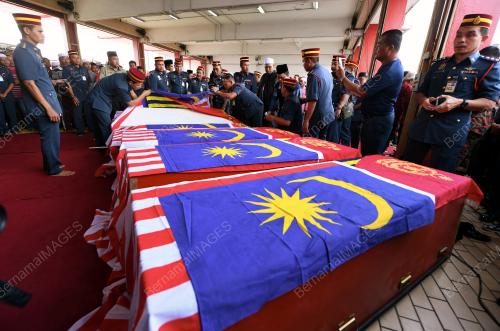 SG03_04102018_BOMBA_LEMAS