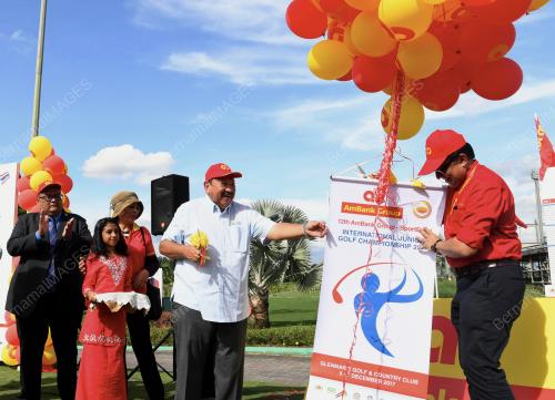 SG03_04122017_GOLF_BN201711302988