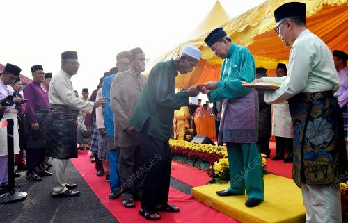 SULTAN SELANGOR SULTAN SHARAFUDDIN IDRIS SHAH