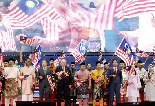 DATUK SERI AMIRUDIN SHARI