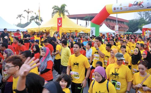 SG03_05122015_LARIAN