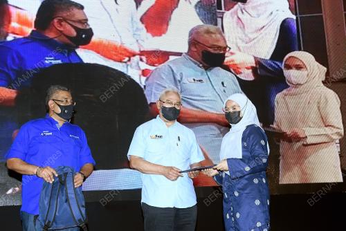 TAN SRI NOH OMAR
