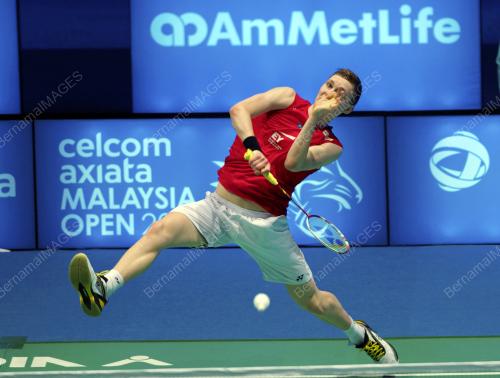 SG03_06042016_BADMINTON
