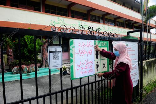 TINJAUAN PENUTUPAN SEKOLAH EKORAN PKP