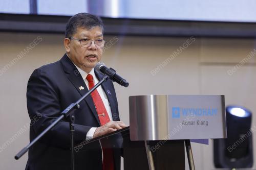 TAN SRI DR JOHARI ABDUL