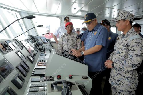DATUK SERI HAMZAH ZAINUDIN
