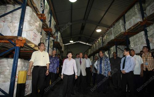 ISMAIL SABRI YAAKOB