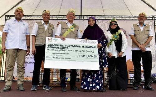 DATUK SERI FADILLAH YUSOF