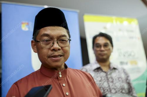 DATUK MUSTAPHA SAKMUD