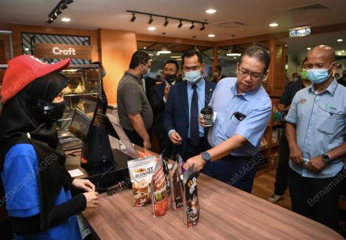 DATUK DR ABDUL LATIFF AHMAD