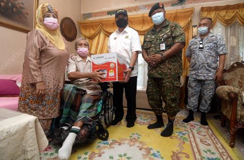 DATUK SERI IKMAL HISHAM ABDUL AZIZ