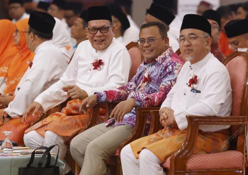 ADLY ZAHARI