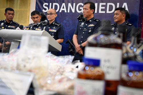 SIDANG MEDIA RAMPASAN DADAH