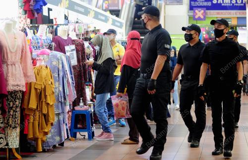 TINJAUAN ORANG RAMAI MEMBUAT PERSIAPAN AIDILFITRI
