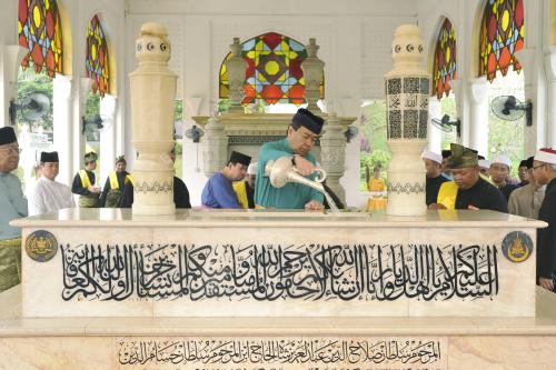 SULTAN SALAHUDDIN IDRIS SHAH