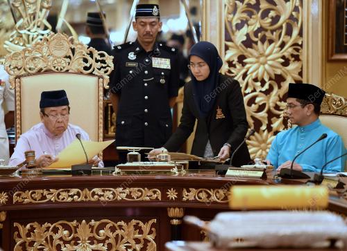 SG03_09042018_SULTAN_BN201804064379