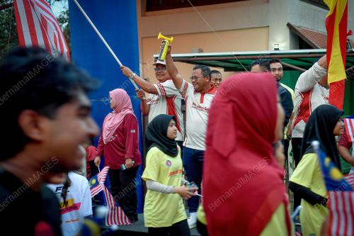 DATUK SERI AMIRUDIN SHARI
