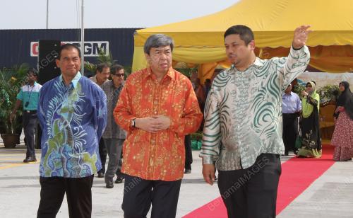 SG03_10092014_ULANGTAHUN