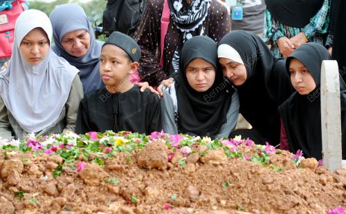 SG03_10112013_TV_AL_HIJRAH