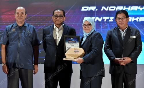 DATUK SERI MOHAMED KHALED NORDIN