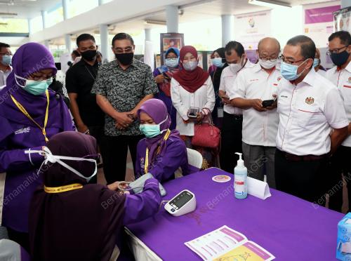 DATUK DR NOOR AZMI GHAZALI