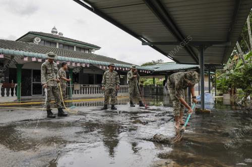 TINJAUAN BANJIR DI MERU