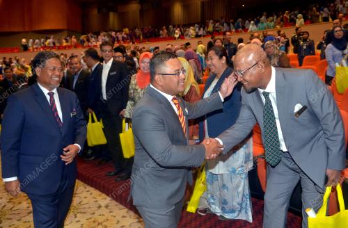 DATUK SERI AMIRUDDIN SHARI