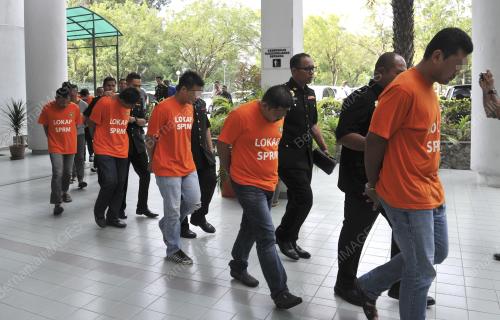 SG03_14032017_MAHKAMAH