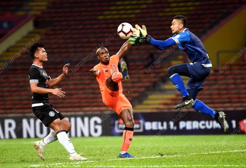 SG03_14042019_BOLA_BN201903294770