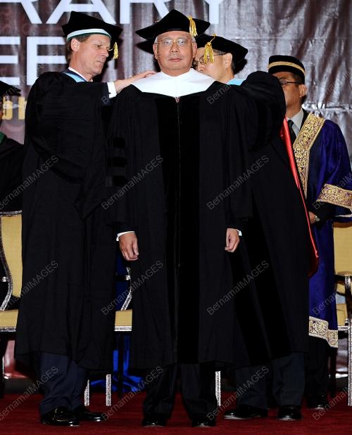 SG03_15012013_TERIMA_ANUGERAH