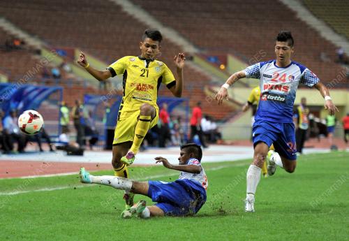 SG03_15042014_BOLA_SEPAK