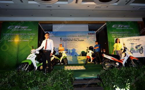 DATUK SERI KONG CHO HA