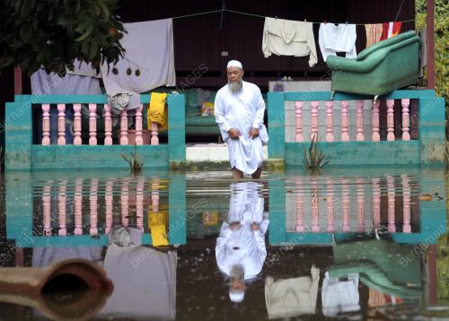 SG03_16112012_BANJIR
