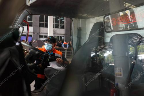 PEMERIKSAAN KENDERAAN BERAT PUSPAKOM