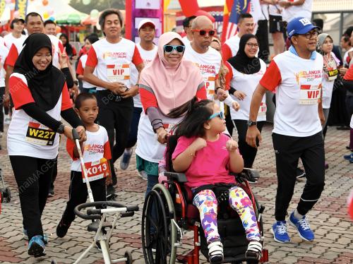 SG03_17082019_COLOR_RUN_BN201908158085