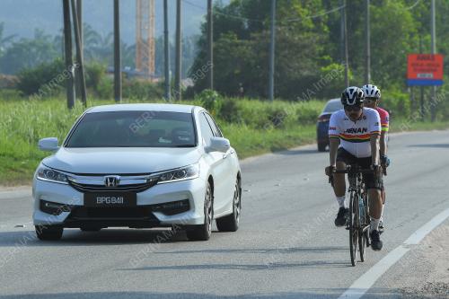 TINJAUAN BERBASIKAL BERBAHAYA DI JALAN RAYA