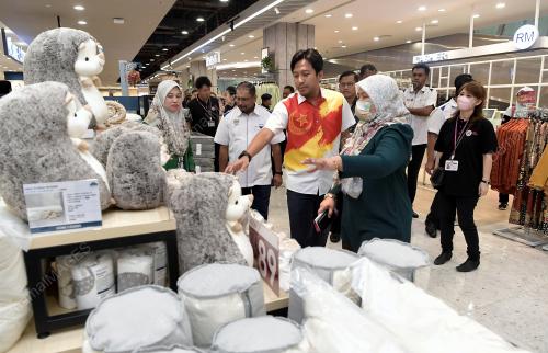 AEON SETIA ALAM