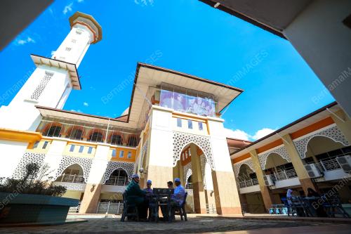 PELAJAR OKU DARUL QURAN NUZUL QURAN