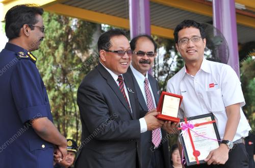 SG03_18042015_HARI_JPJ
