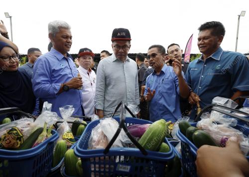 DATUK SERI ANWAR IBRAHIM