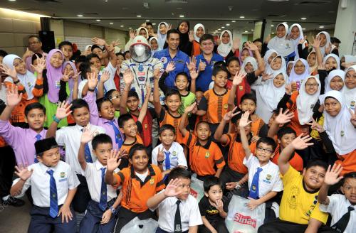 SG03_19012016_ANGKASAWAN