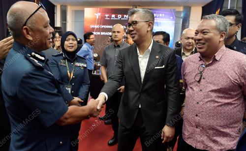 TENGKU DATUK SERI ZAFRUL TENGKU ABDUL AZIZ