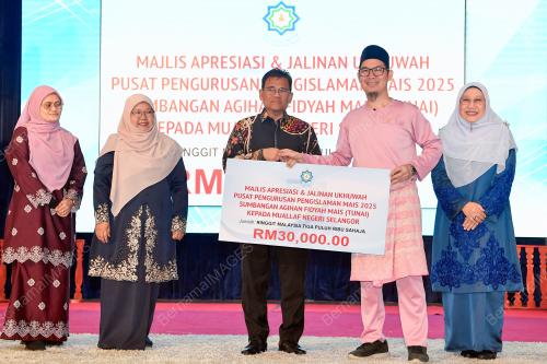 SENATOR DATUK SETIA SALEHUDDIN SAIDIN